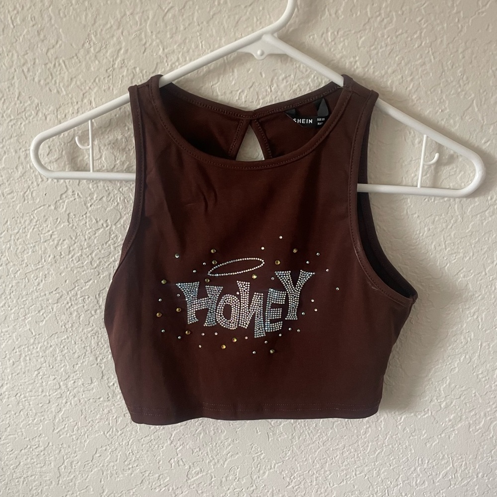 Rhinestone Letter Crop Tank Top
Size: XS
#rhinestone
#crop
#tanktop
#shein